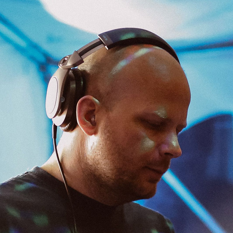 This is why I haven't played your track in my sets - An orientation on what makes a track attractive to play for a DJ thumbnail